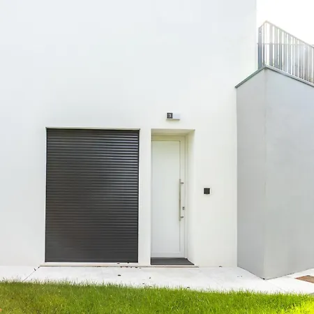 Fornaci -suite Con Garage Privato דירה